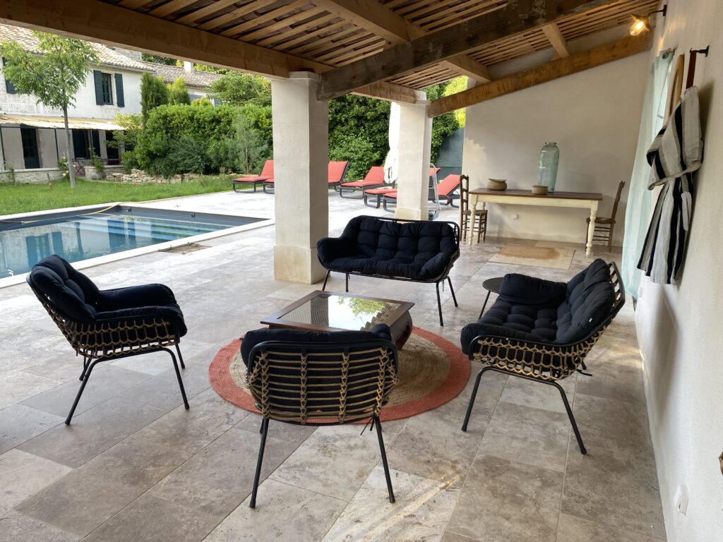 coin proche de la piscine du Mas du Grand Chêne à Saint Rémy de Provence à la location holiday home in Provence.