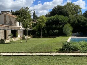 luxe vakantiehuis in Saint-Rémy-de-Provence omgeven door natuur